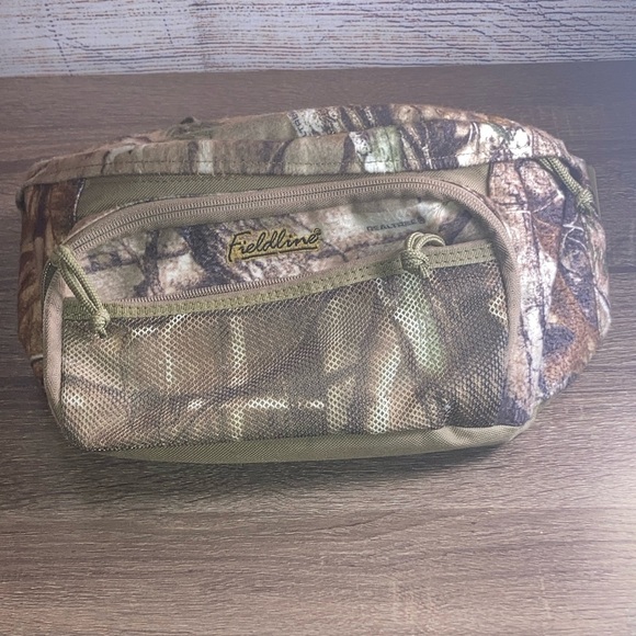 Mens EUC Fieldline Fanny Pack Camo Real Tree adjustable - Picture 1 of 9